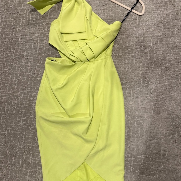One Shoulder Cut Out Detail Wrap Midi Dress In Lime Green - Picture 3 of 3